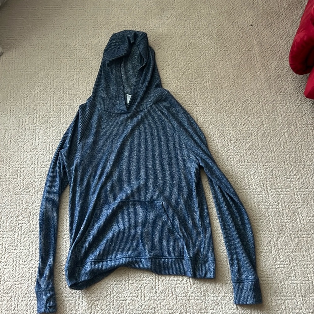 Athleta girls long sleeve lightweight hoodie